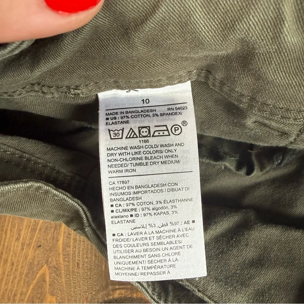 Old Navy Dark Green Women's Cargo Shorts